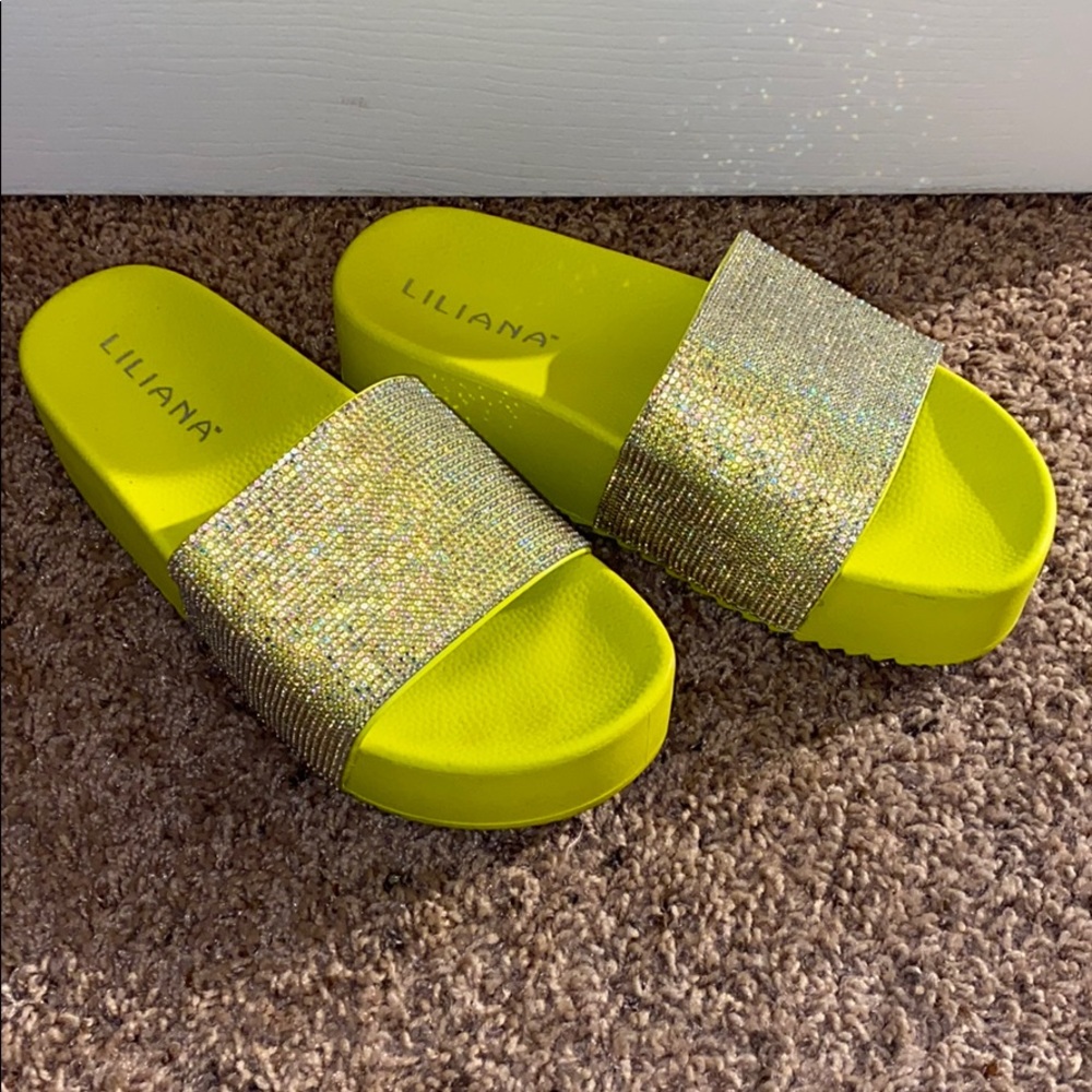 Liliana Platforms Sandals